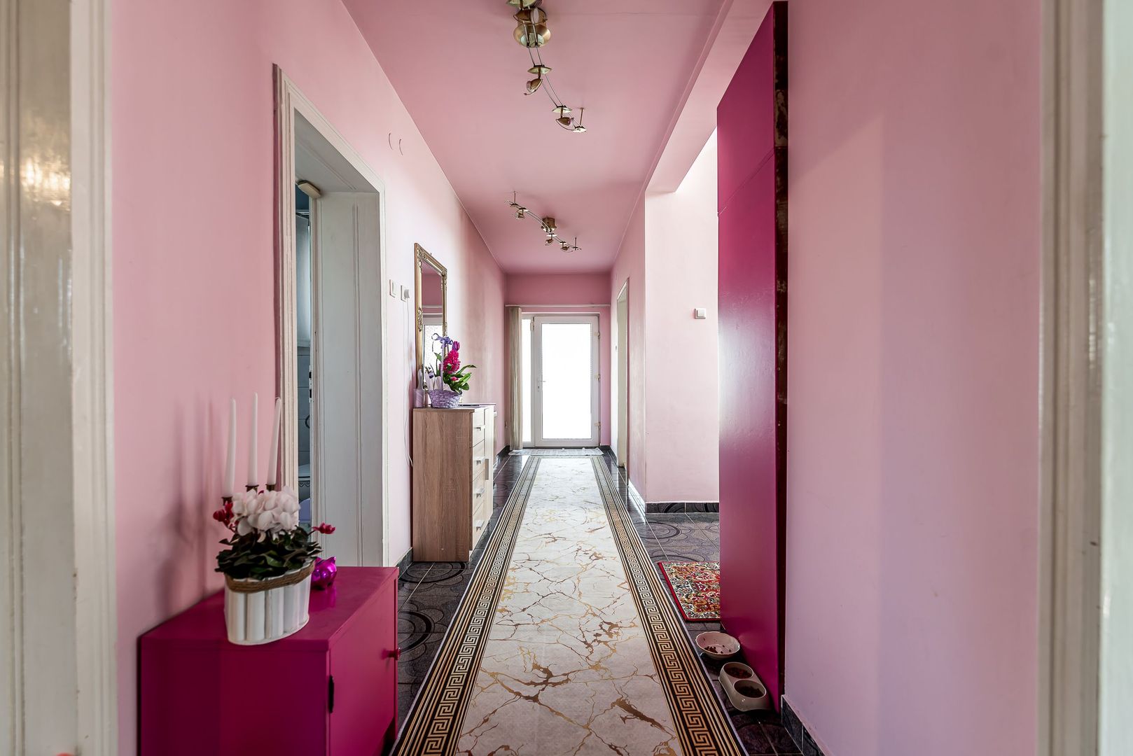 Casă spațioasă în mijlocul orasului, Str. Constantin Brâncuși - Poză 9