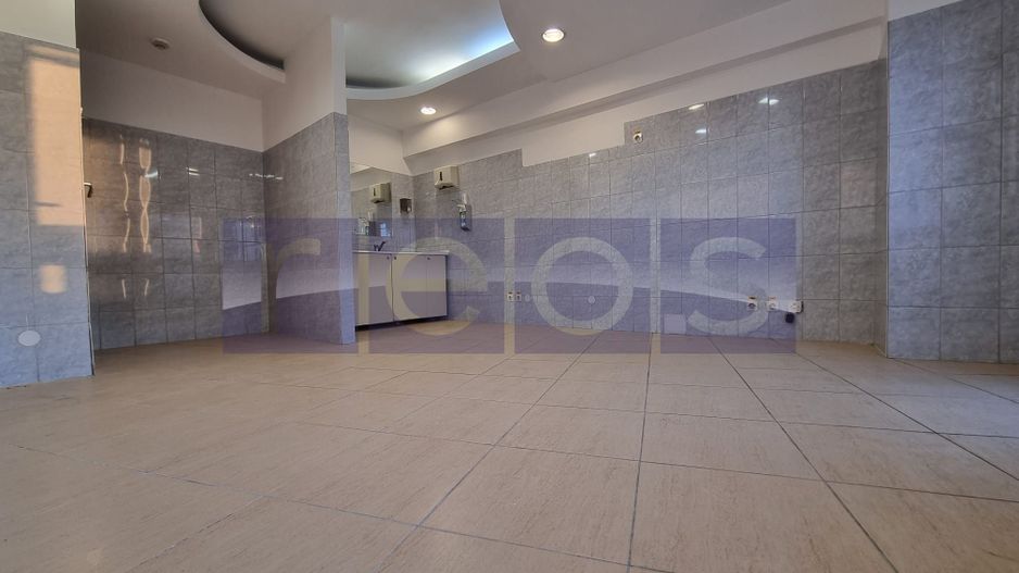 VANZARE SPATIU COMERCIAL | 30 CAMERE | ZONA UNIRII - Poză 33