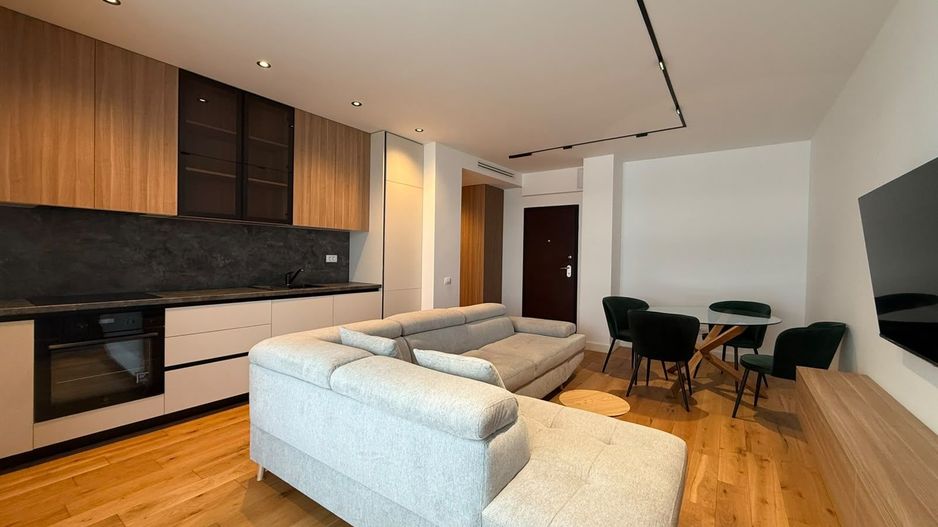 APARTAMENT 3 CAMERE | TERASA | VEDERE LAC - Poză 2