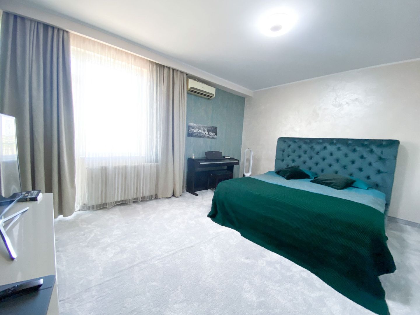 Refugiu Modern în Natură – Vilă Premium cu Design Contemporan - Poză 19