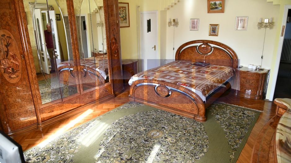 INCHIRIERE| 3 Camere In Vila | CURTE ȘI GARAJ - Poză 1