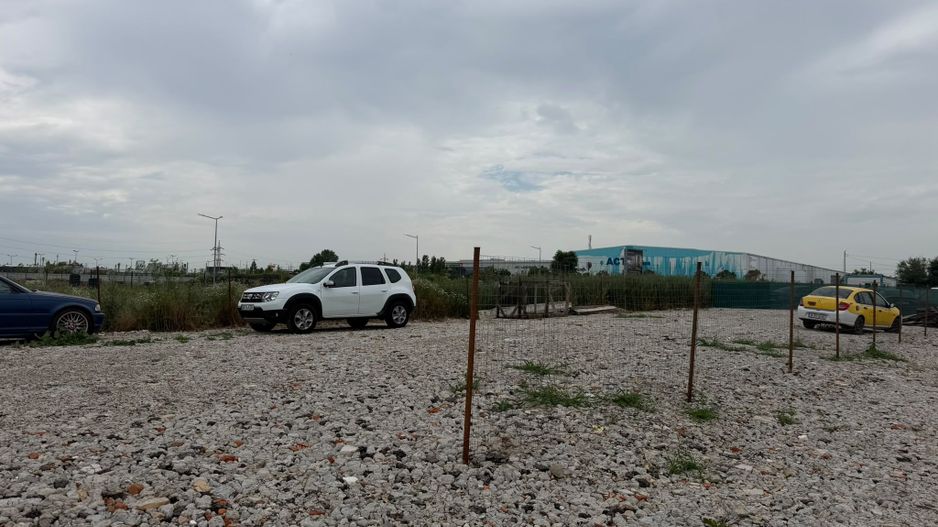 Teren de inchiriat-zona Chiajna ( vis a vis de centura) 550 Euro - Poză 3