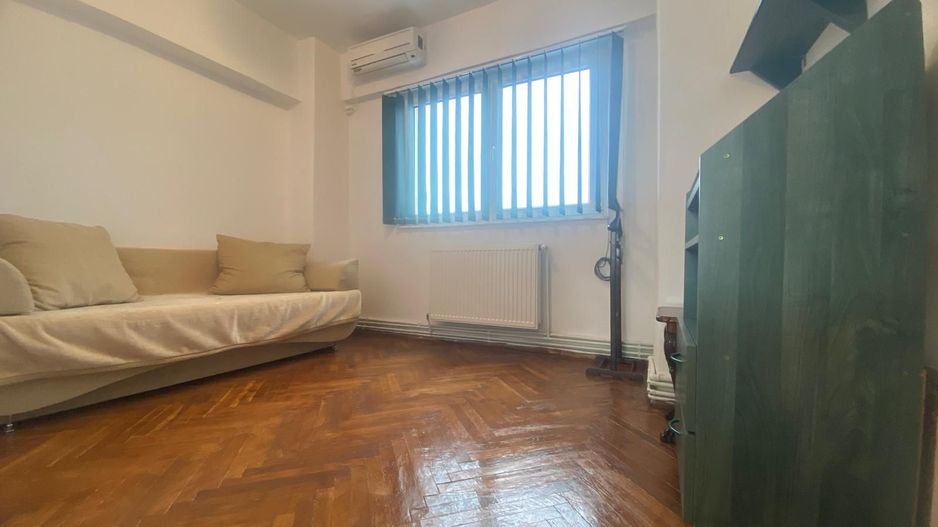 Închiriere apartament cu 4 camere, spatiu generos– Centru, Târgoviște - Poză 5