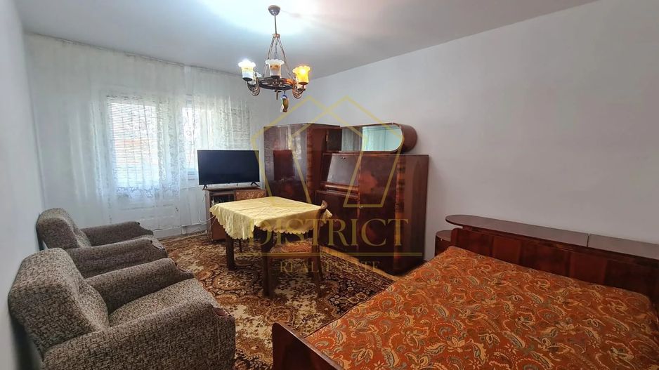 Apartament cu 3 camere decomandate in zona buna | Complex Studentesc - Poză 1