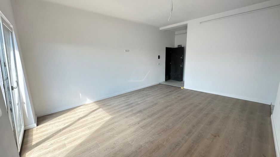 Bloc finalizat. Bucatarie inchisa. Loc parcare. - Poză 2