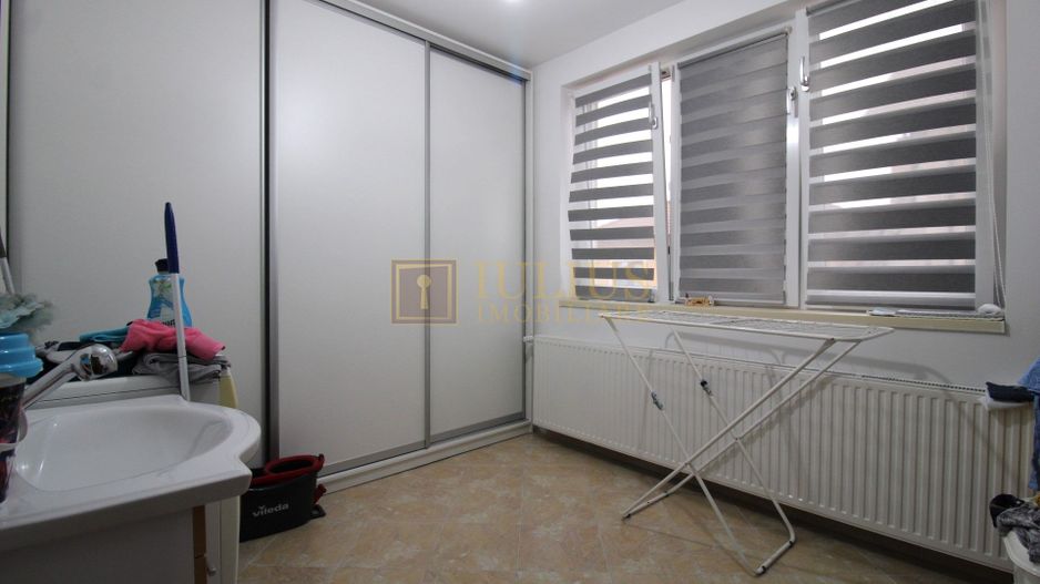 Sat Giroc, ideal pentru diverse afaceri sau pentru locuit. - Poză 28