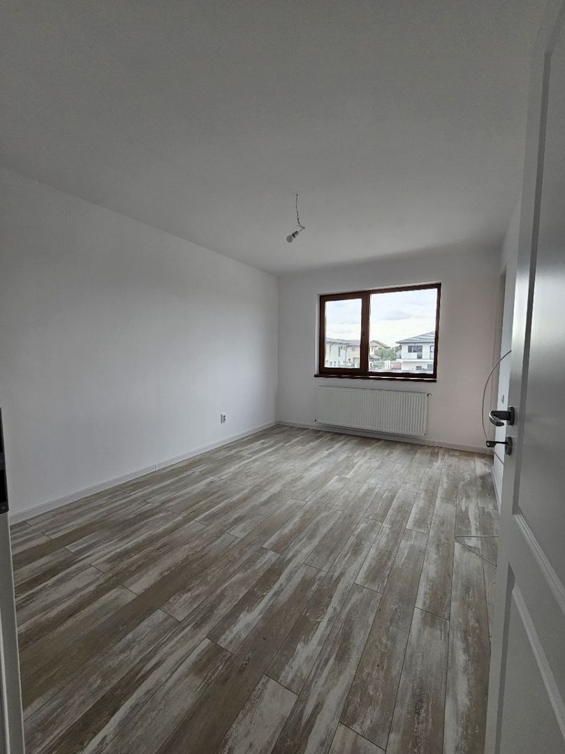 Casă Independentă curte Generoasă și Liniște finisaje de calitate - Poză 10