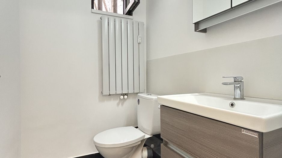 Spațiu pretabil sediu firmă sau activitate comercială - Tomis II - Poză 9