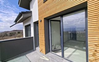 Apartament premium 3 camere + curte 50 mp 2 băi 61,4 mp utili Cristian - Poză 1