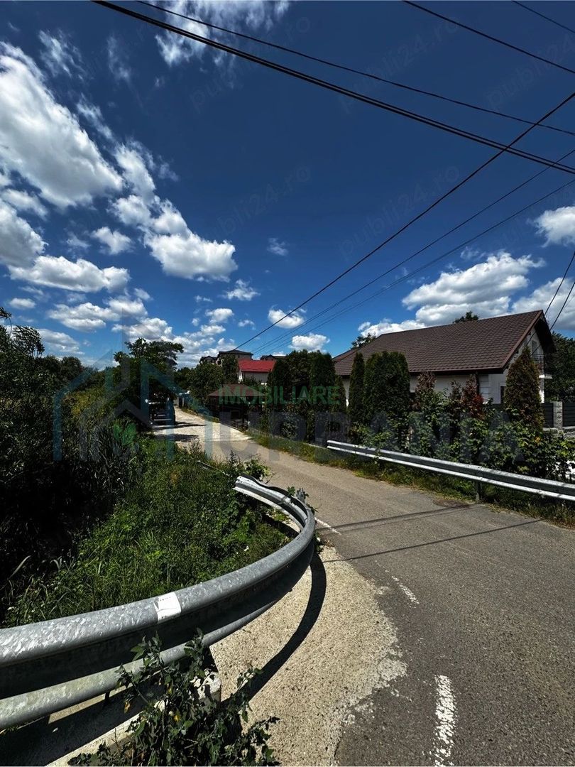 Teren Intravilan de Vânzare în Miroslava, Strada Veche 166 - Poză 4
