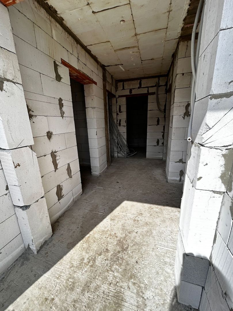 Casa la rosu de vanzare in Alba Iulia - Poză 13