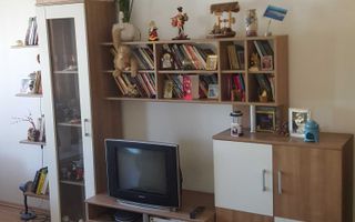 VANZARE 3 CAMERE DECOMANDAT -DRISTOR -5 minute de metrou - Poză 1