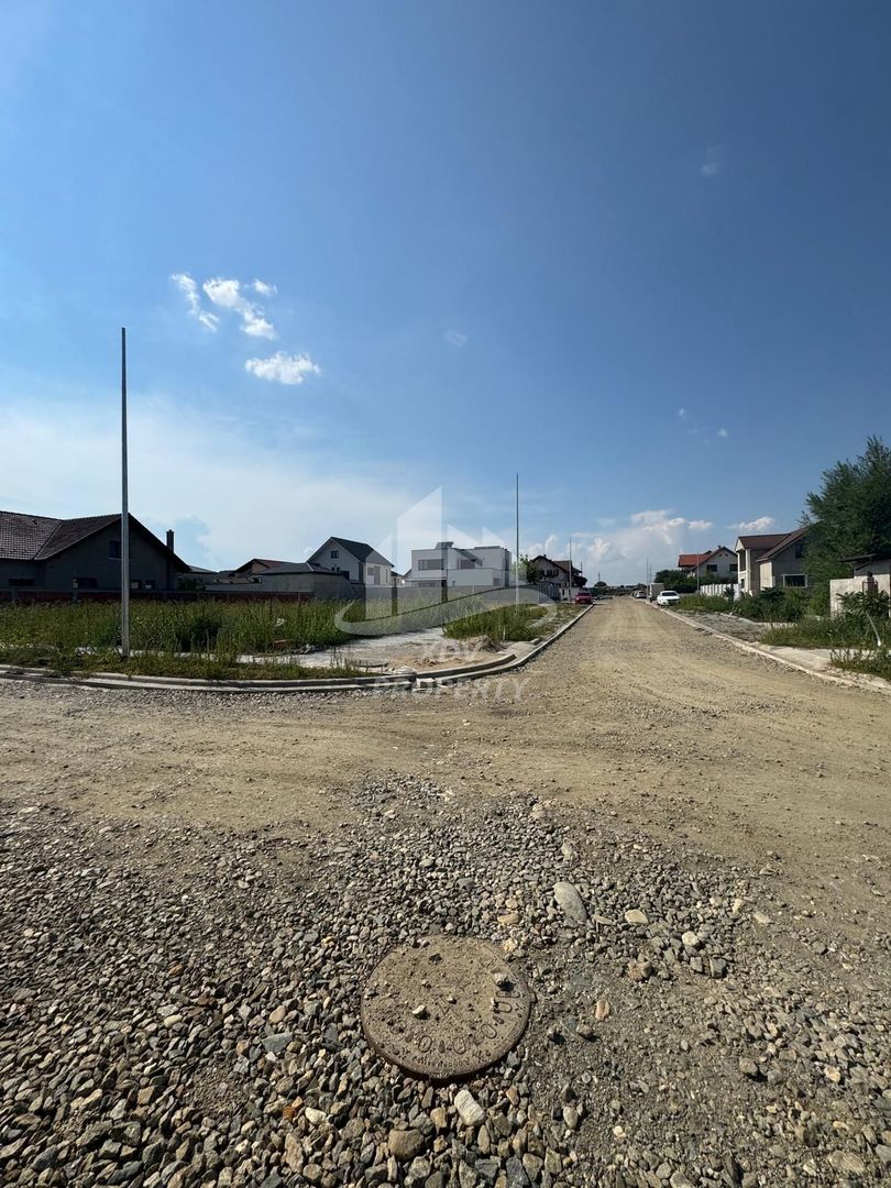 Teren intravilan- cu Proiect de constructie -Cartier Veterani Sibiu - Poză 5
