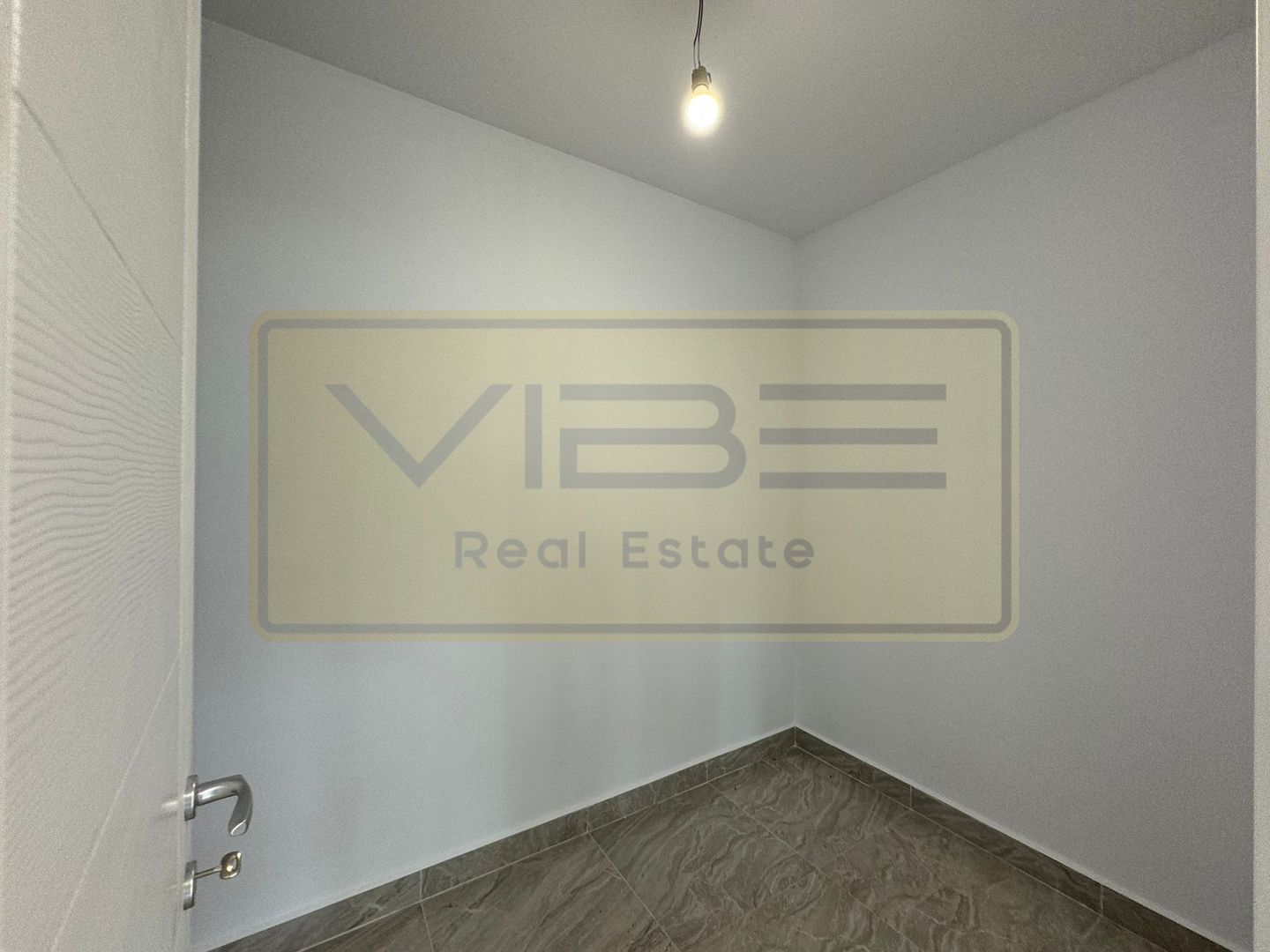 Spatiu office / comercial Valea Lupului - Strada Garoafei - Poză 14