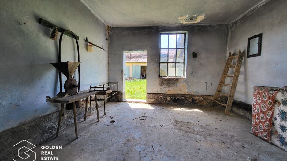 Casa  cu 3 corpuri de cladire, sat Lalasint - Poză 17