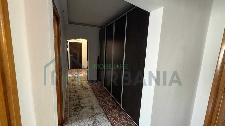 Apartament 3 camere, cartierul Alexandru cel Bun, etaj intermediar, vedere bulevard - Poză 5