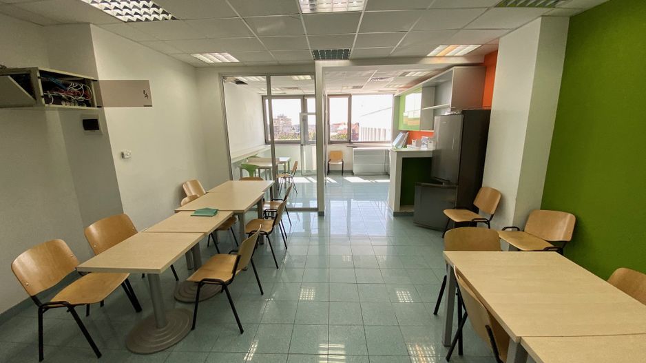 Spațiu de birouri de 300mp de închiriat în zona Centrala - Poză 17