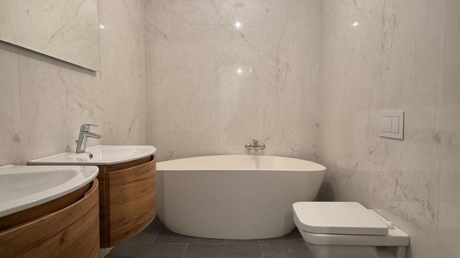 3 camere PREMIUM| 99.7 MP + 9.35 MP terasa - Poză 8