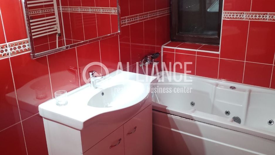 Central (cod04)-Apartament 3 camere mobilat utilat - Poză 10