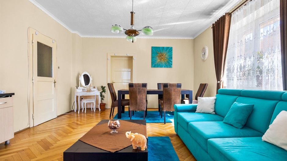 Oportunitate unica | Ap 3 camere cu 105 m utili | Priveliste | Curte Central Brasov - Poză 3
