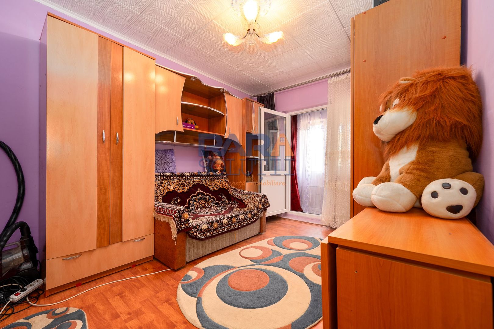 3 camere, 3 balcoane, etaj 3 - Poză 3