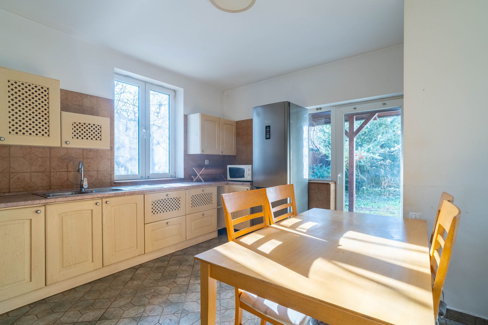Apartament spațios, Strada Gojdu, Arad, ideal pentru familie - Poză 3