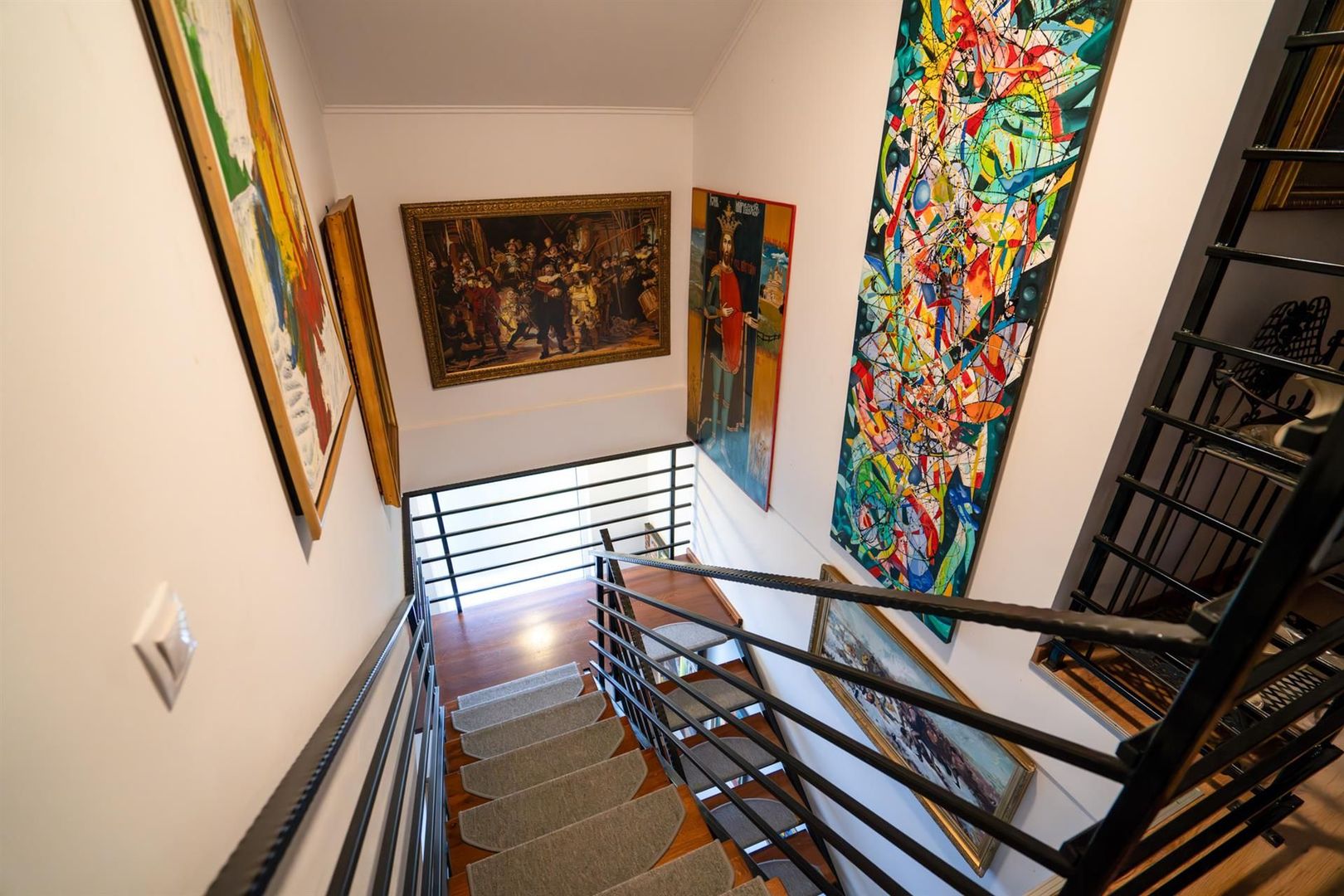 Pensiune cu 12 camere in Baile 1 Mai - Poză 16