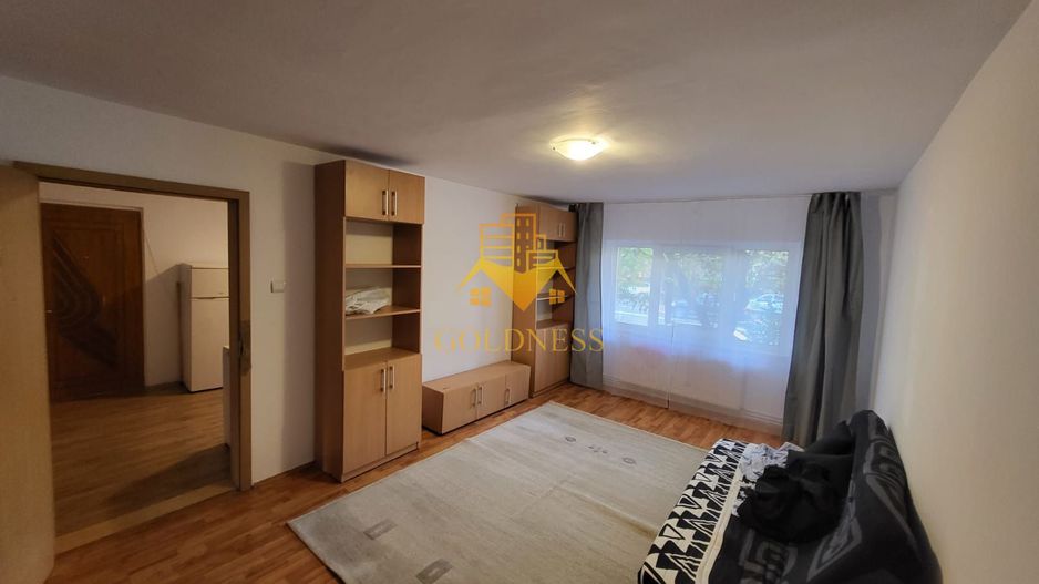 3 camere, decomandate, Semicentral Zona Pta. Cipariu,Nicolae Titulescu - Poză 1