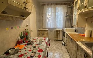 Vand apartament 3 camere Rahova - Poză 5