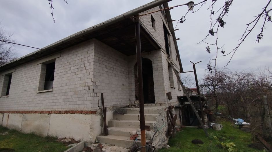 Casă cu 3 camere 106 m.p în com. Chetrosu, raionul Anenii Noi - Poză 7