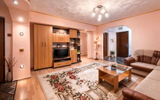 Garsonieră compartimentată în 2 camere - Blv. Republicii - Mobilată - Poză 1