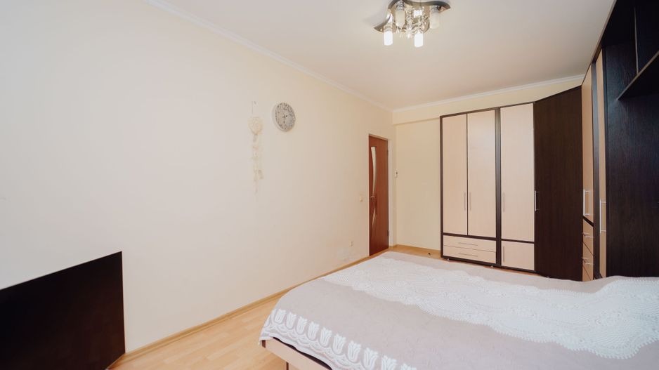 Apartament cu 3 camere I Buiucani I Alba Iulia - Poză 10