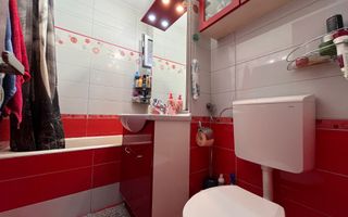 Apartament 4 camere, decomandat, etaj intermediar, Cetate - Poză 7