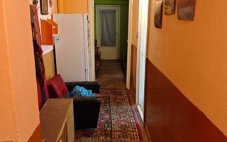 BRASADAS vinde ap 3 cam 93mp în Micro 16 la etajul 3/4. - Poză 1