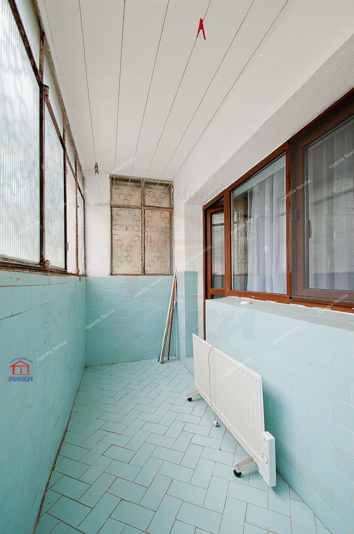 Vanzare apartament cu 2 camere, centru( Egreta, bloc din 90''), parter - Poză 17