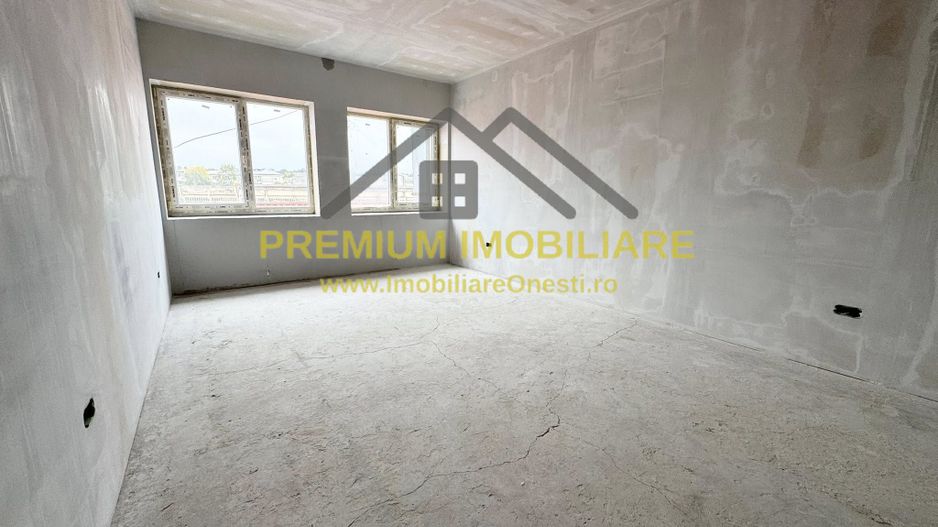 Oportunitate unică de investiție – Etaj complet de vânzare în Onești - Poză 2