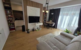 Apartament Superb 3 Camere- Ultracentral- Curte Privată 27mp-Parcare - Poză 2