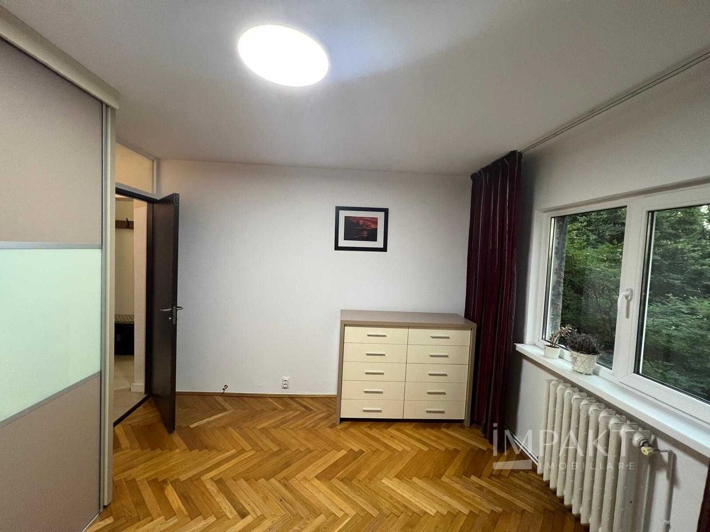 Apartament modern cu 3 camere de închiriat, la 10 minute de UMF - Poză 3
