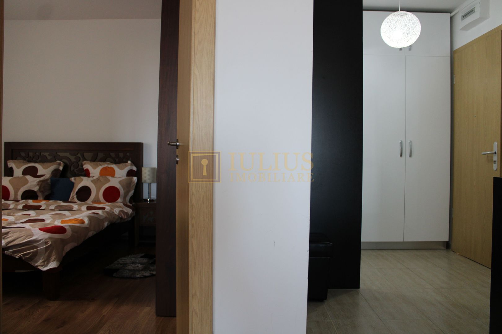 Spatios, parcare inclusa si Ctr. A.F.P. - Poză 15