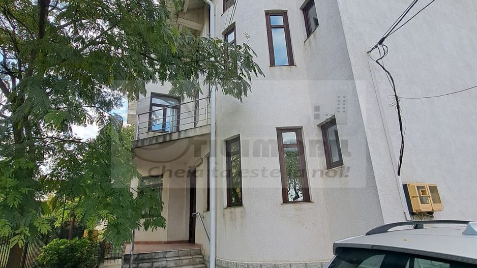 Casa/Vila de Inchiriat COPOU - 3000 euro - Poză 1