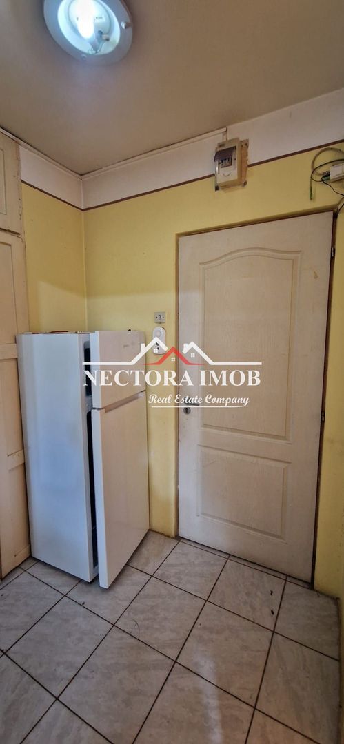 NECTORA IMOB-Garsoniera mare, 28mp+balcon, Etaj 1, Zona Decebal-Dacia - Poză 3
