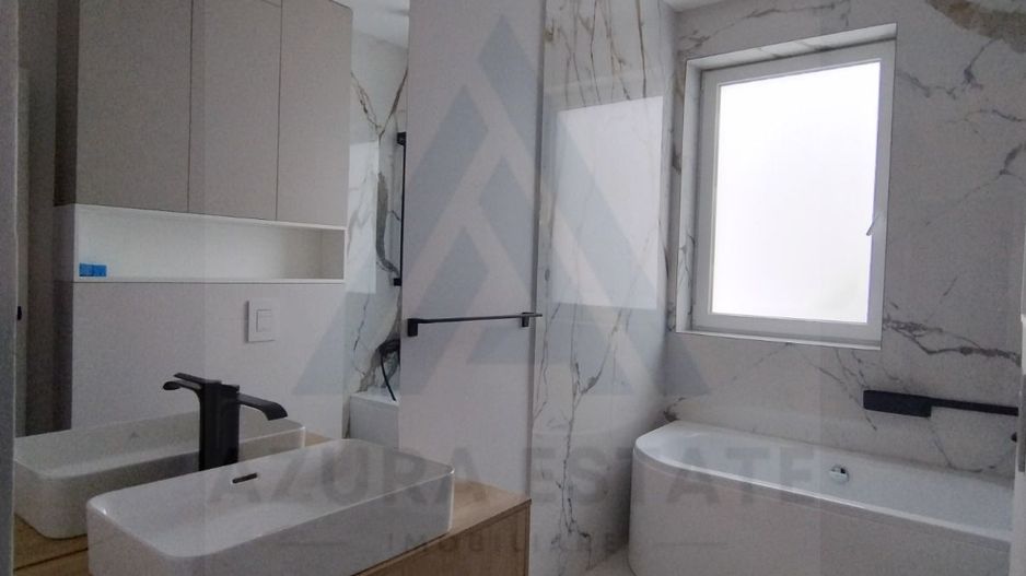 Apartament lux 85 mp utili 3 camere 2 bai si parcare subterana Central - Poză 11