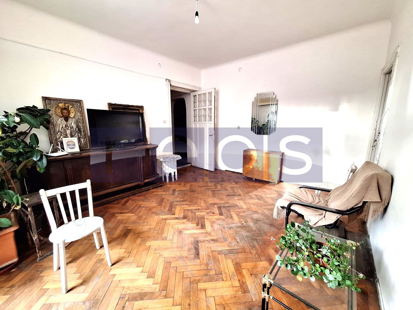 134.000 EURO | APARTAMENT IN VILA | MATERNITATEA BUCUR - Poză 3