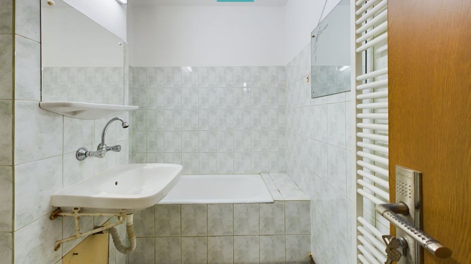 Apartament cu 3 camere în Zona 300 - Poză 10