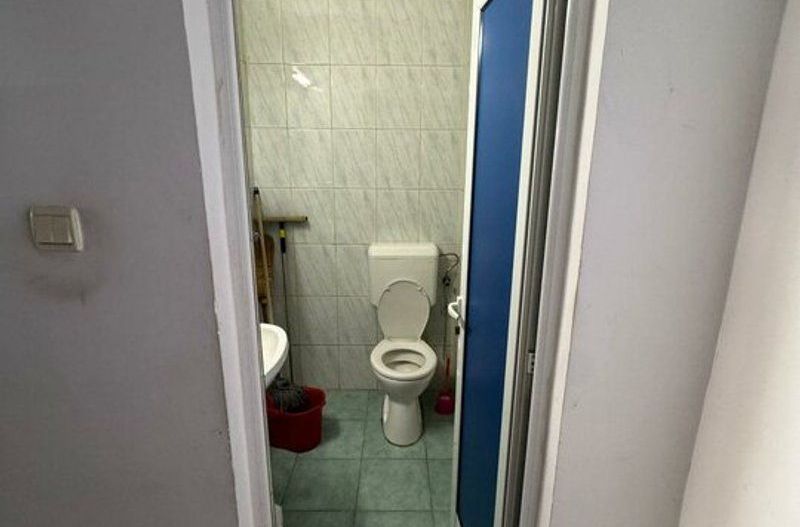 Spatiul comercial cu vitrina, vad excelent trafic, Fortuna Arad - Poză 7