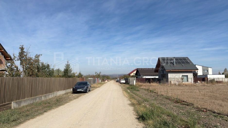 Teren intravilan 500 mp, utilități în proximitate - Hărman, zona Fish4Life - Poză 6