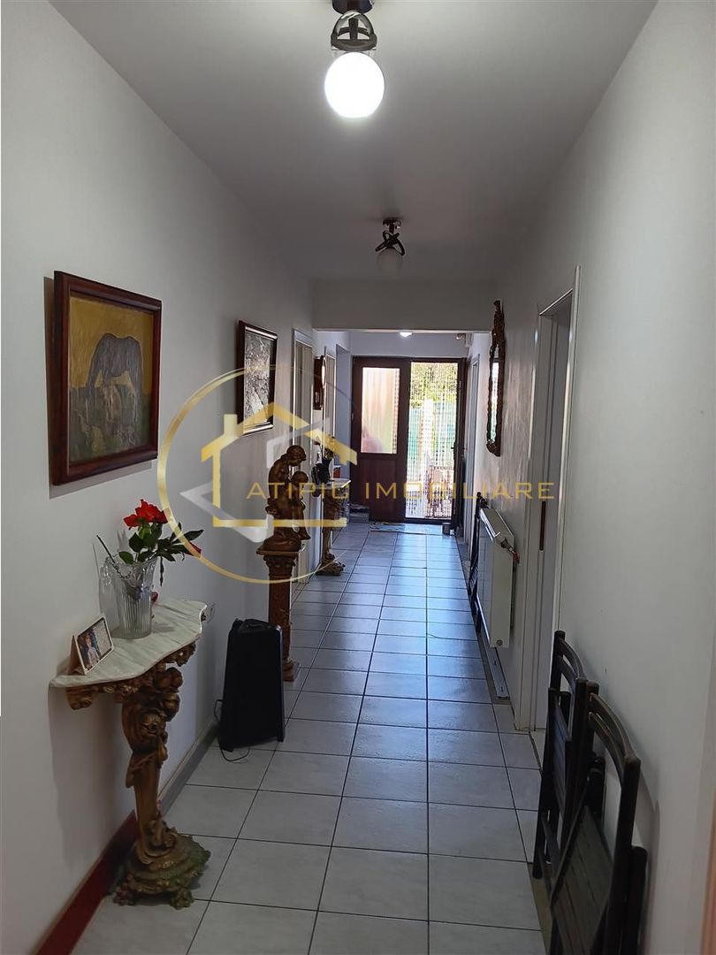 De vanzare vila individuala in Lunca Cetatuii Cartierul Tineretului - Poză 3