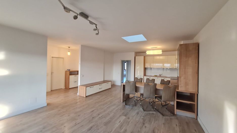 Apartament generos 4 camere zona Elisabetin - Poză 1
