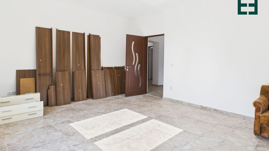 DE ÎNCHIRIAT - Casă 4 camere - Zona Strada Bogdăneștilor - Timișoara - Poză 2