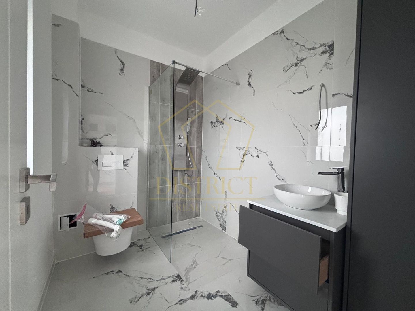 COM 0% Duplex cu 4 camere, panouri, pompe de caldura | Giroc - Poză 13